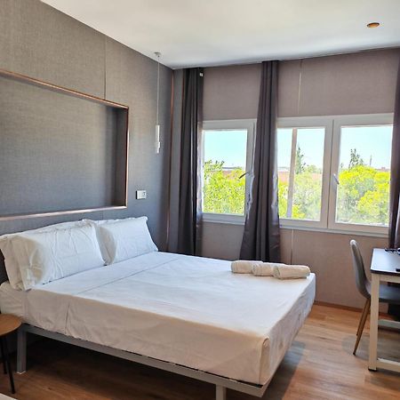 Hotel Golden Alcorcón Buitenkant foto