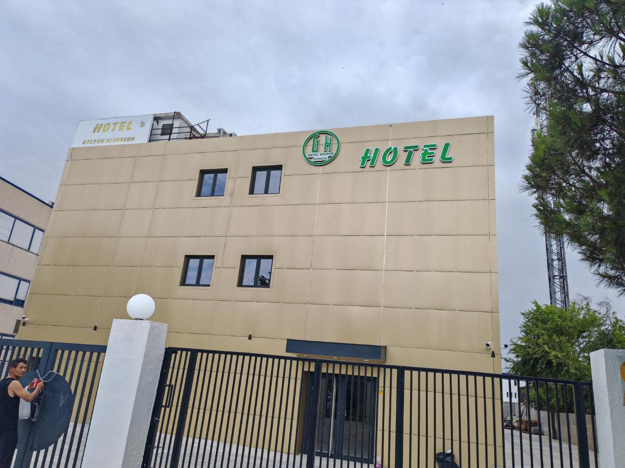 Hotel Golden Alcorcón Buitenkant foto
