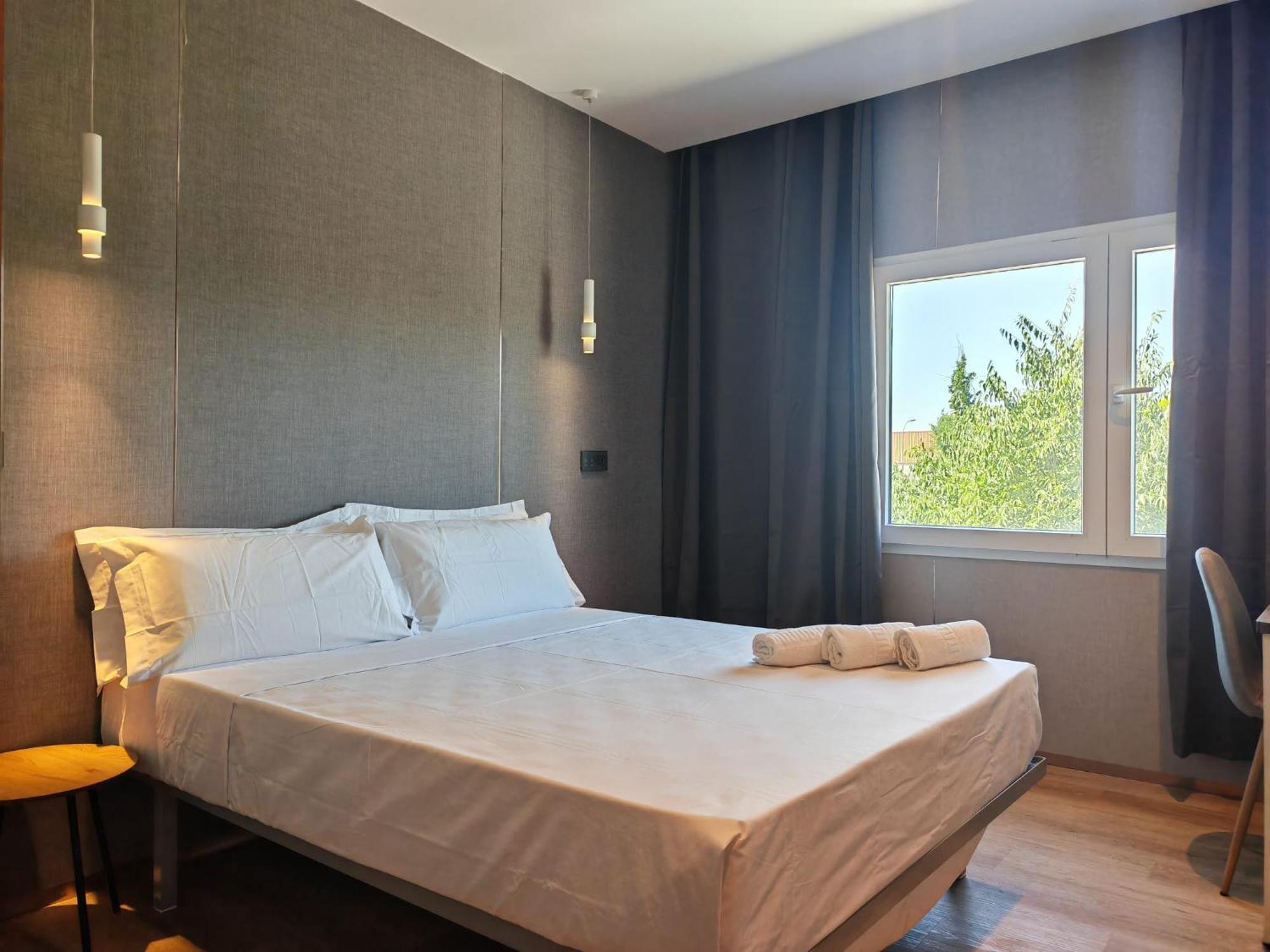 Hotel Golden Alcorcón Buitenkant foto