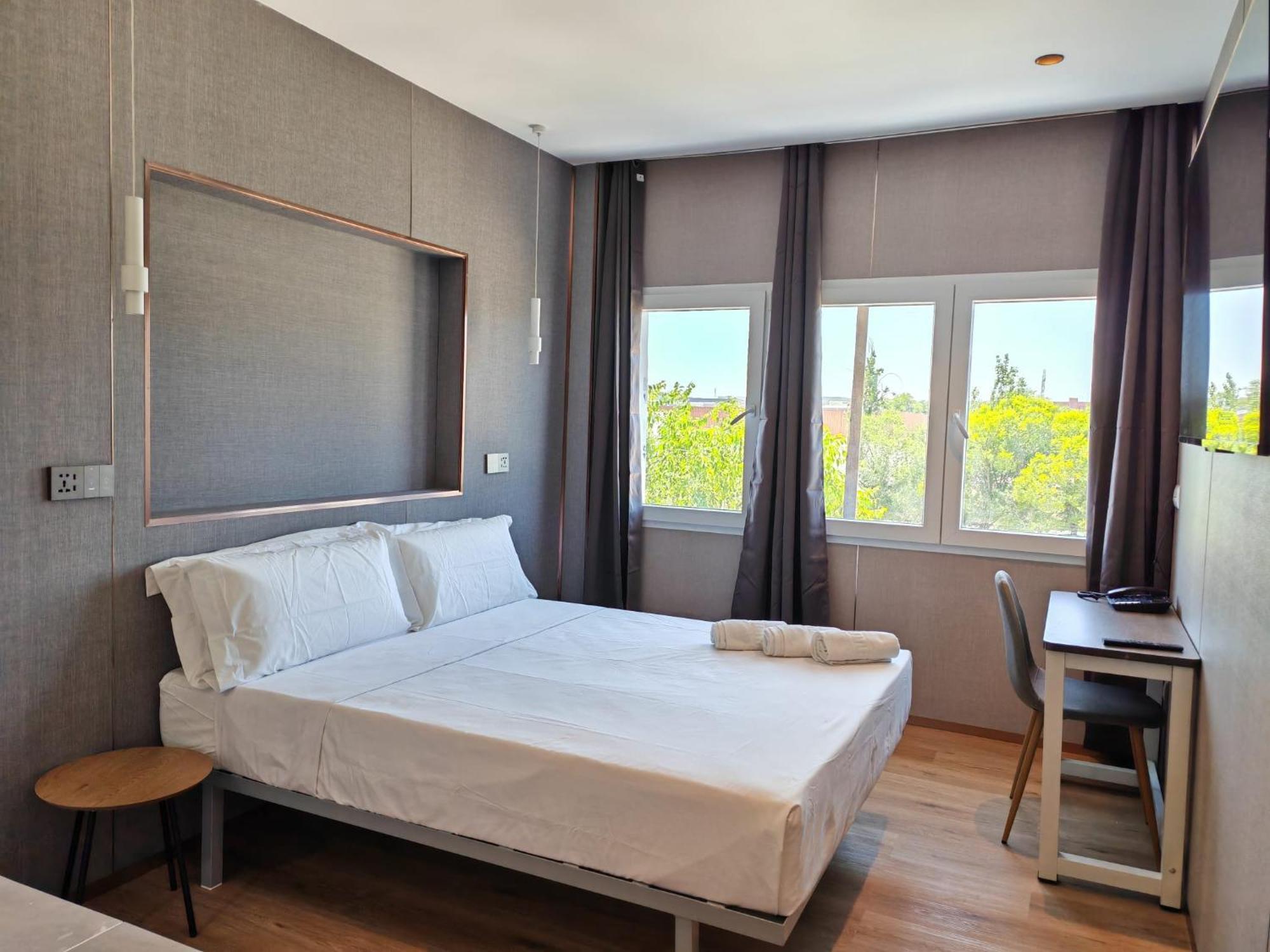 Hotel Golden Alcorcón Buitenkant foto